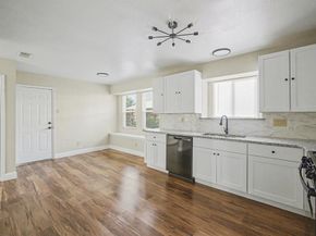 5313  Peninsula Way , Garland Texas 75043