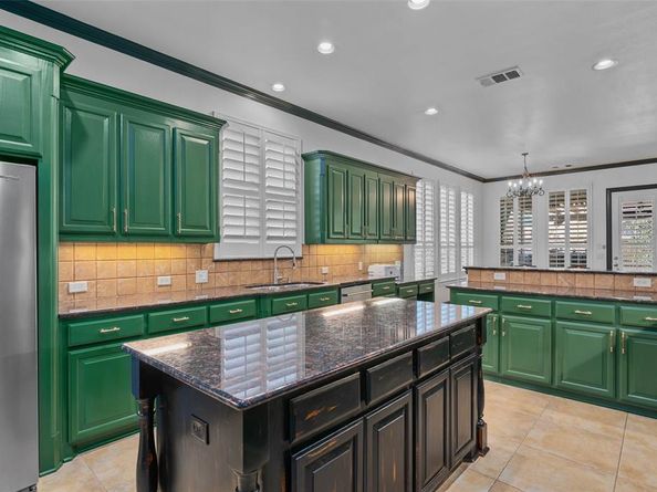 9114  Parson Drive , Lantana Texas 76226