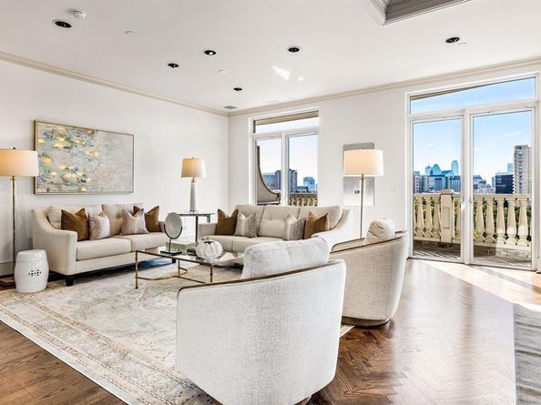 3505  Turtle Creek Boulevard  8B, Dallas Texas 75219