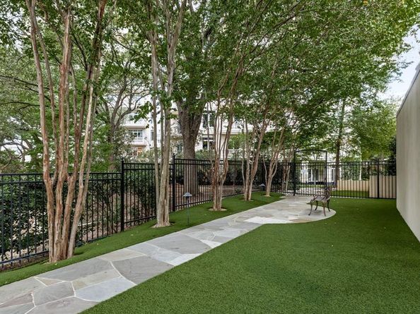 3505  Turtle Creek Boulevard  8B, Dallas Texas 75219