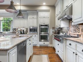 640  Clearwater Drive , Irving Texas 75039