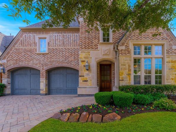 640  Clearwater Drive , Irving Texas 75039