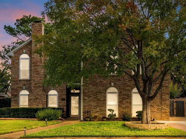 3112  Hazlewood Court , Bedford Texas 76021