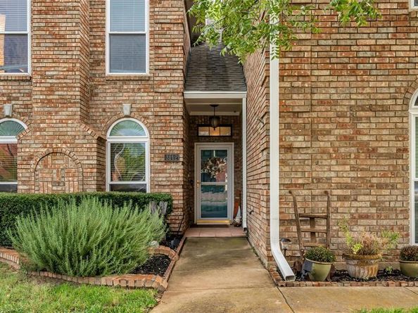 3112  Hazlewood Court , Bedford Texas 76021