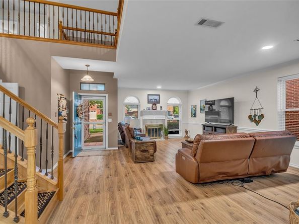 3112  Hazlewood Court , Bedford Texas 76021