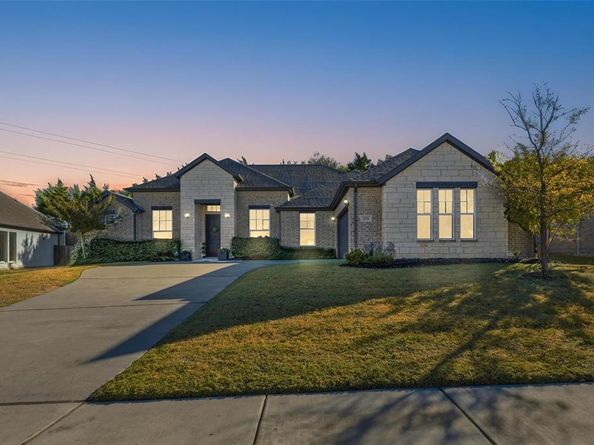 508  Yorktown Drive , DeSoto Texas 75115