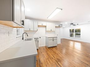 1536  Prichard Lane , Dallas Texas 75217