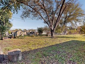 1725  Emerald Street , Grand Prairie Texas 75051