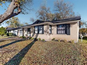 1725  Emerald Street , Grand Prairie Texas 75051