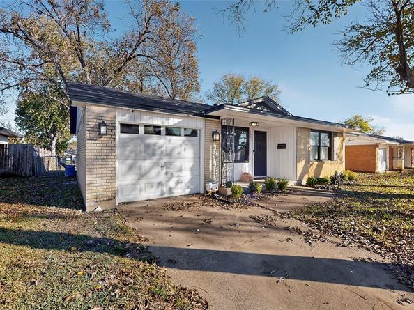 1725  Emerald Street , Grand Prairie Texas 75051