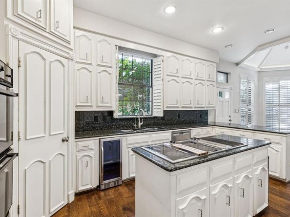 6410  Forest Creek Drive , Dallas Texas 75230