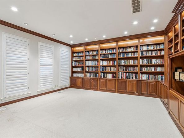 6410  Forest Creek Drive , Dallas Texas 75230