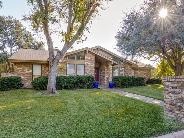 4225  Capilla Street , Fort Worth Texas 76133