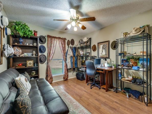 4225  Capilla Street , Fort Worth Texas 76133