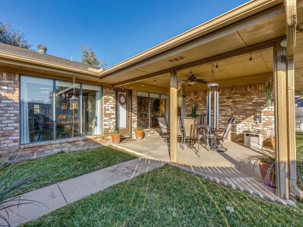 4225  Capilla Street , Fort Worth Texas 76133