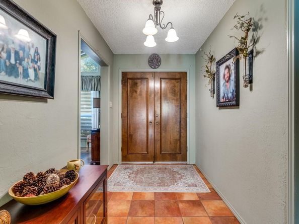 4225  Capilla Street , Fort Worth Texas 76133