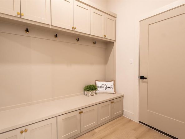 5104  Curzon Avenue , Fort Worth Texas 76107