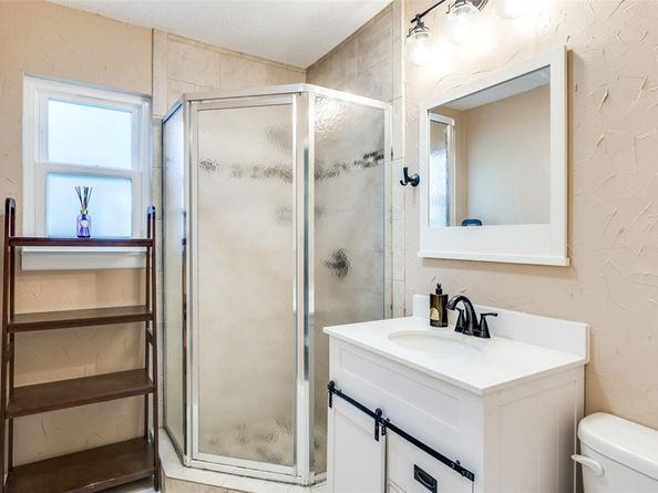 5608  Wales Avenue , Fort Worth Texas 76133