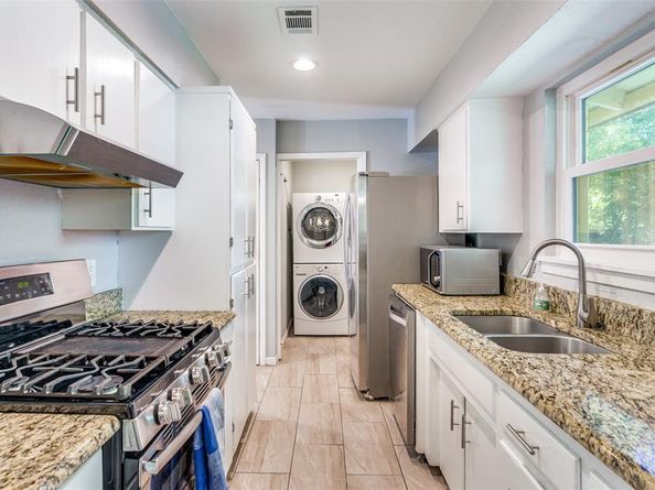 5608  Wales Avenue , Fort Worth Texas 76133