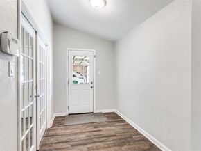 5608  Wales Avenue , Fort Worth Texas 76133