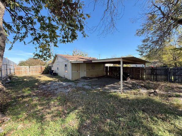 3203 NW 33rd Street , Fort Worth Texas 76106