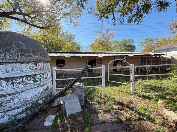 3203 NW 33rd Street , Fort Worth Texas 76106