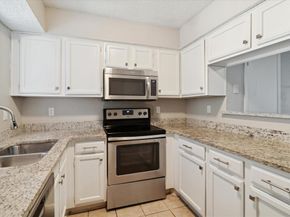 2195 W Aspen Drive , Dallas Texas 75227