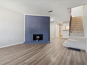 2195 W Aspen Drive , Dallas Texas 75227