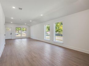 5401  Helmick Avenue , Fort Worth Texas 76107