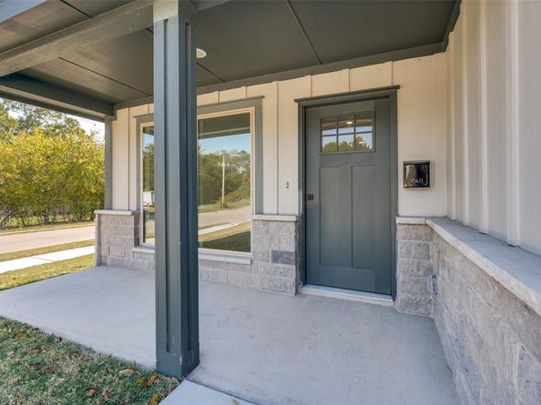 5401  Helmick Avenue , Fort Worth Texas 76107