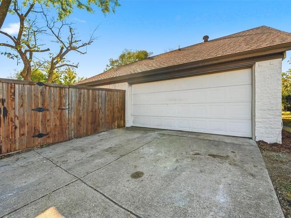 3233  Shield Lane , Garland Texas 75044