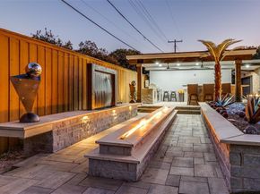 6566  Ridgeview Circle , Dallas Texas 75240