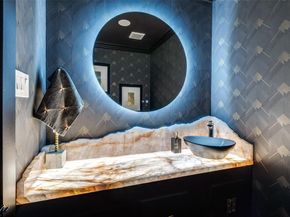 6566  Ridgeview Circle , Dallas Texas 75240