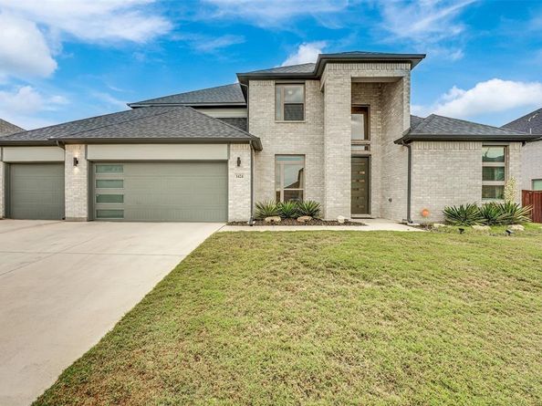 1424  Eagle Feather Way , Fort Worth Texas 76052