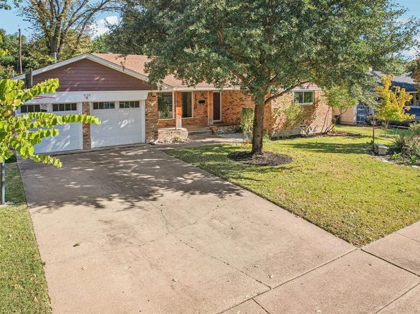 1310  Patricia Lane , Garland Texas 75042