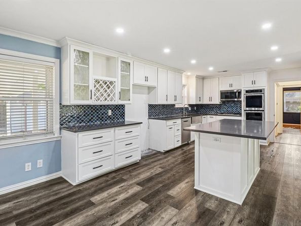 1310  Patricia Lane , Garland Texas 75042