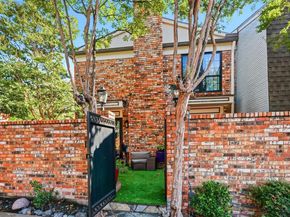 15922  Archwood Lane  1011, Dallas Texas 75248