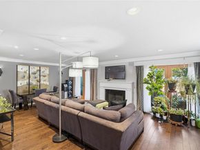 15922  Archwood Lane  1011, Dallas Texas 75248