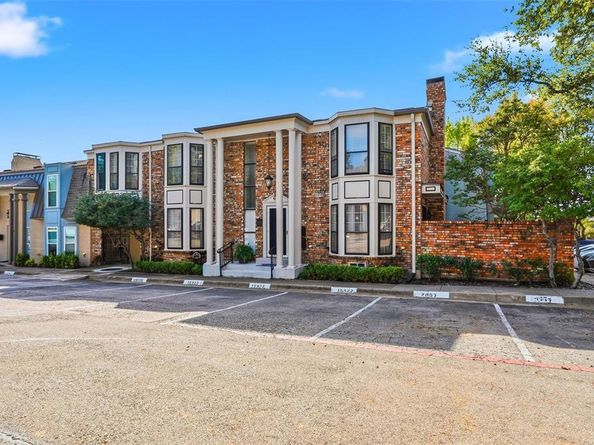 15922  Archwood Lane  1011, Dallas Texas 75248