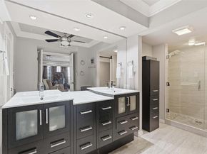 15922  Archwood Lane  1011, Dallas Texas 75248