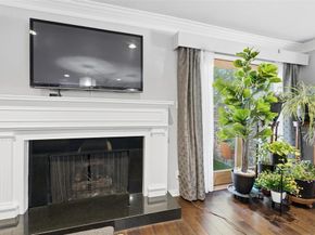 15922  Archwood Lane  1011, Dallas Texas 75248