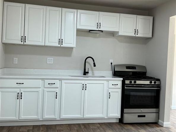 700  Hodgson Street , Fort Worth Texas 76115