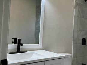 700  Hodgson Street , Fort Worth Texas 76115