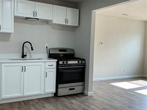 700  Hodgson Street , Fort Worth Texas 76115