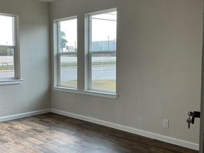 700  Hodgson Street , Fort Worth Texas 76115