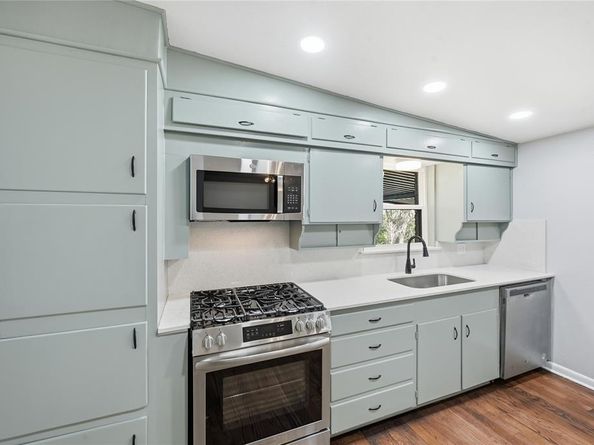 1216  Abelia Court , Fort Worth Texas 76108