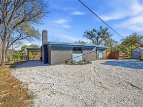 1216  Abelia Court , Fort Worth Texas 76108