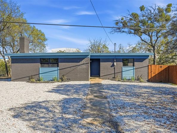 1216  Abelia Court , Fort Worth Texas 76108