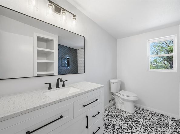 1216  Abelia Court , Fort Worth Texas 76108