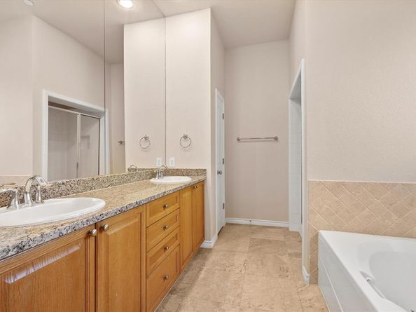 13900  Noel Road  6, Dallas Texas 75240